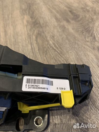 Селектор АКПП Volvo V40