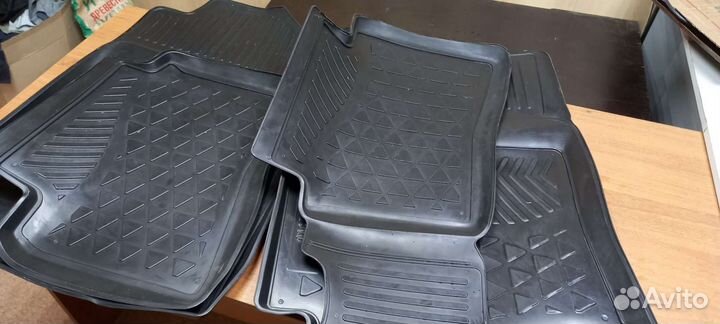 Автоковрики резиновые Киа Рио 4