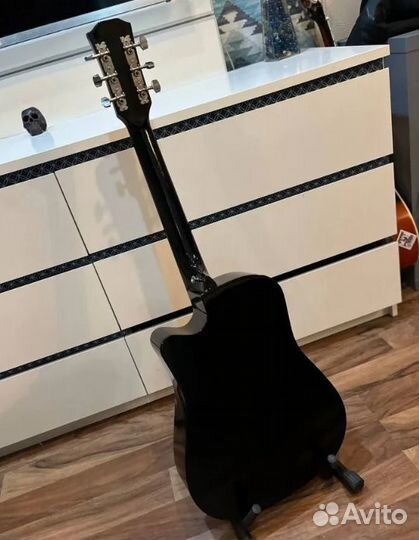 Гитара belucci. Металлические струны