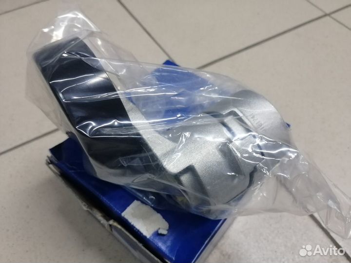 Натяжитель приводного ремня Хендай. Новый. Оригина