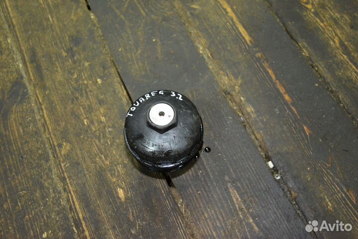 Крышка масляного фильтра volkswagen touareg 3.2