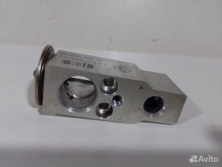 Клапан кондиционера Toyota Corolla 150 2007-2015