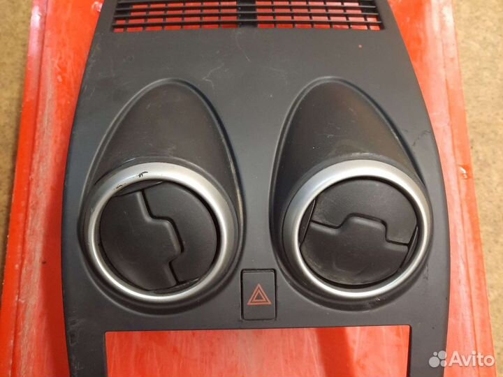 Консоль магнитофона Nissan Qashqai J10 MR20DE