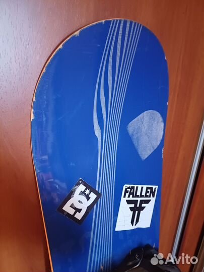 Сноуборд с ботинками