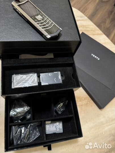 Vertu Signature Platinum/MMII