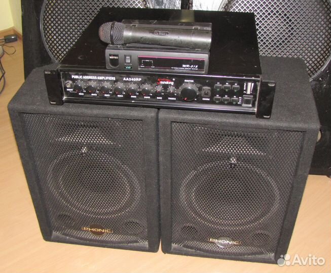 Колонки Phonic по 160W 2шт Микшер-Усилок Микрофон
