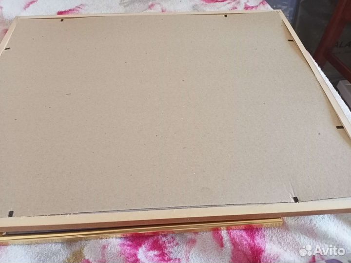 Картина ирисы в раме под стеклом