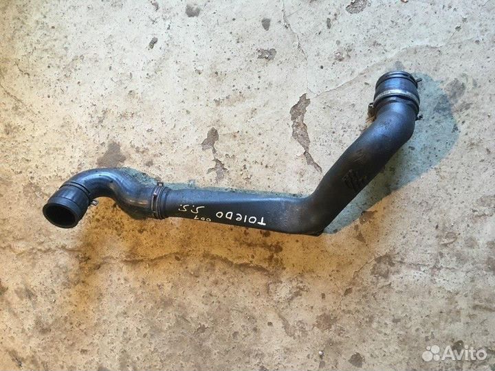 Патрубок интеркулера Сеат Толедо 2