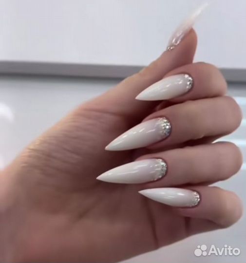 Наращивание ногтей