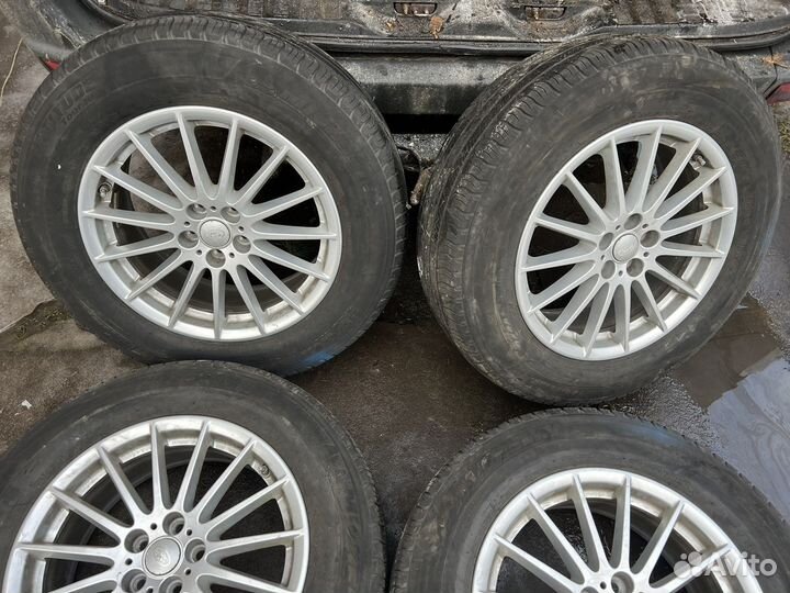 R18 Michelin Agilis 235/65, PCD 5x114.3 DIA 56.1