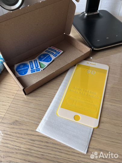 Защитное стекло на iPhone 6s +