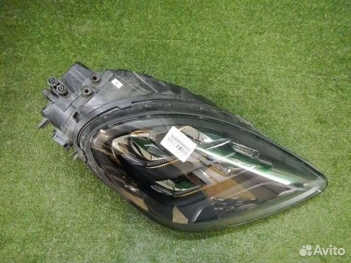 Фара правая Porsche Cayenne