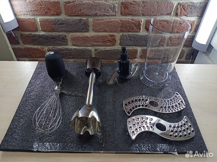 Погружной блендер Zigmund & Shtain BH-340 M