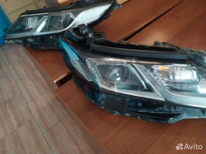 Toyota camry 70 фары