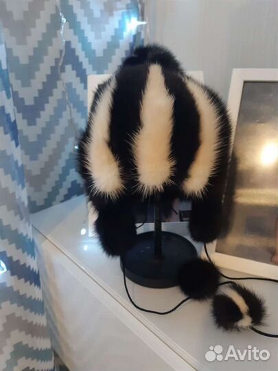 Шапка для девочки новая