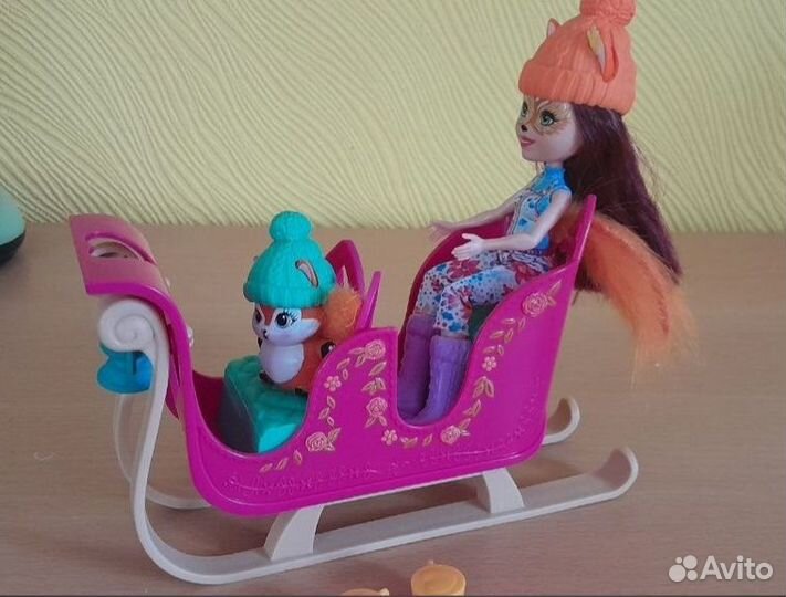 Enchantimals-ламакенгурулисанасаняхбегемотзебра