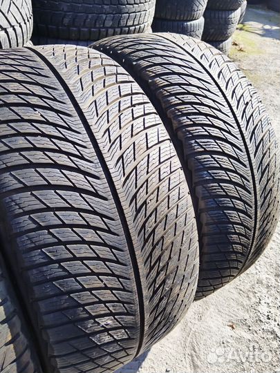 Michelin Alpin 5 275/35 R19 и 245/40 R19