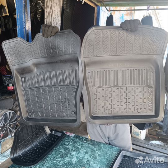 Автомобильные коврики Мазда 3