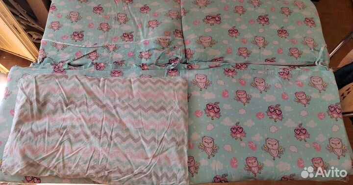 Бортики в кроватку