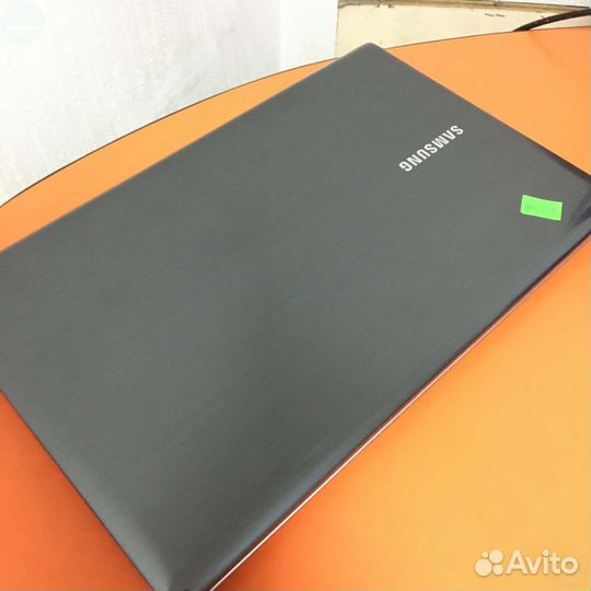 Ноутбук - samsung NP350V5C- 6XZ