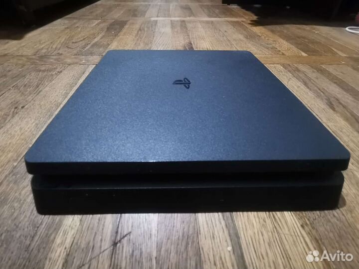 Ps4 slim 1tb + PSplus Deluxe 9 мес + GTA 5