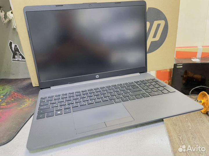 Ноутбук HP Pen6405 2.4X4/4/SSD256/FHD Комплект