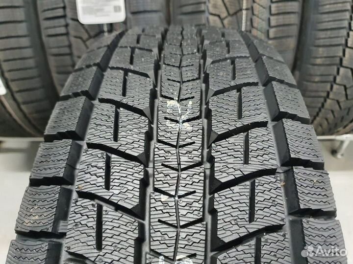 Dunlop Winter Maxx SJ8 225/65 R17