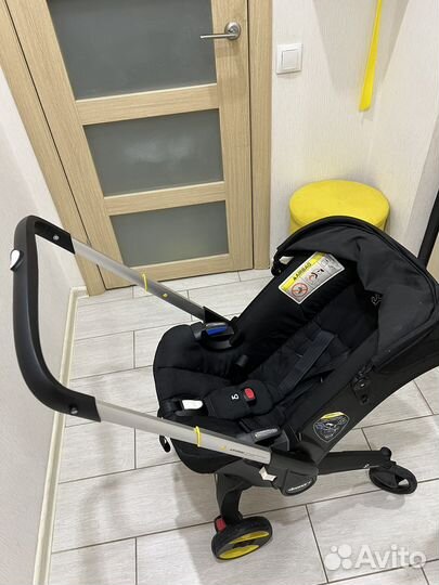 Коляска дуна с базой изофикс Doona+