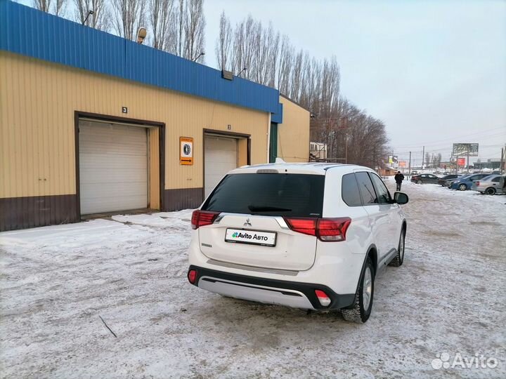 Mitsubishi Outlander 2.0 CVT, 2019, 172 000 км