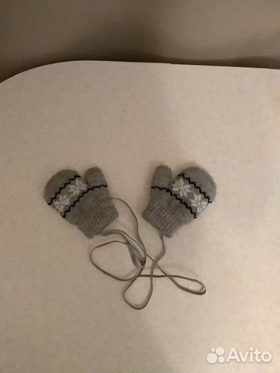 Шапка зимняя + подарок варежки
