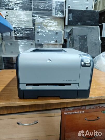 Принтер HP Color LaserJet CP 1515n