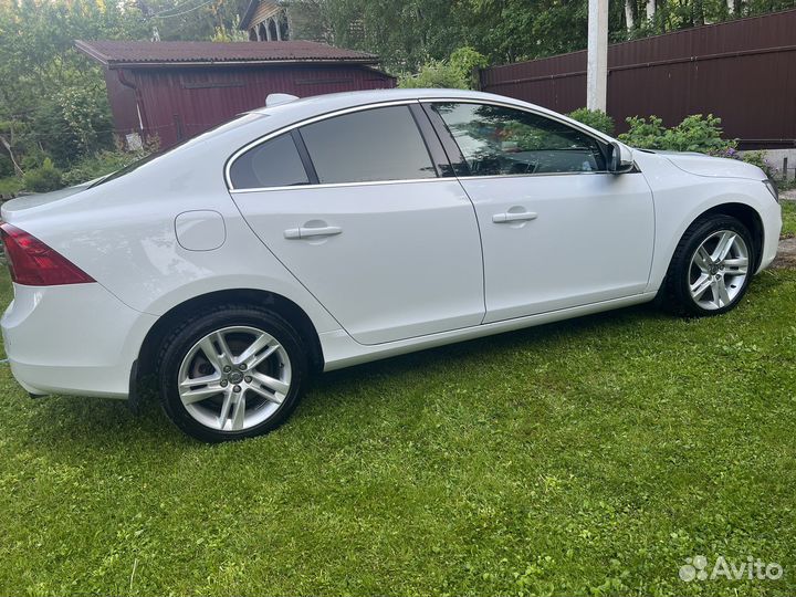 Volvo S60 2.0 AT, 2014, 67 000 км