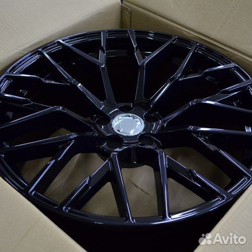 Диски r21 Audi Q7 Q8 Touareg арт 9989