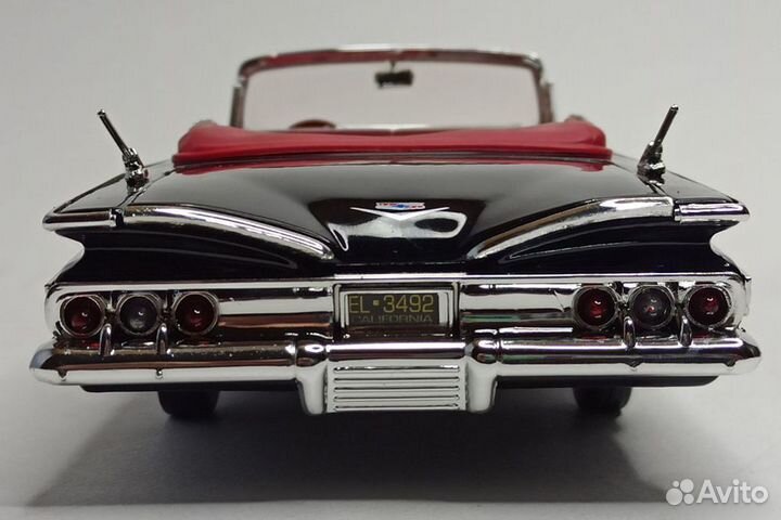 Chevrolet Impala (1960) Motormax 1:18