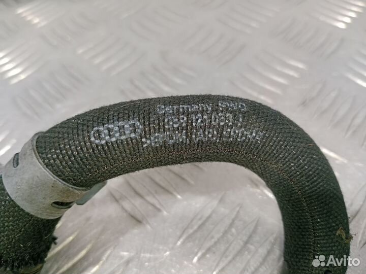 Б/У Патрубок системы охлаждения VAG#001