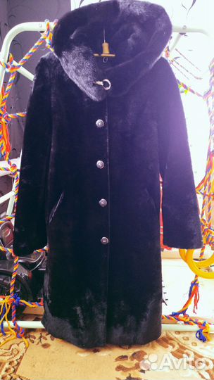 Шуба мутоновая с капюшоном
