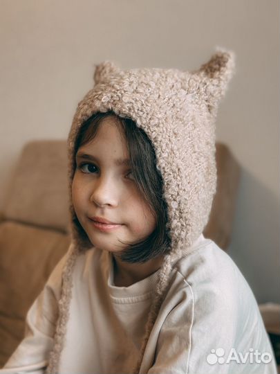 Шапка ручной работы для девочки