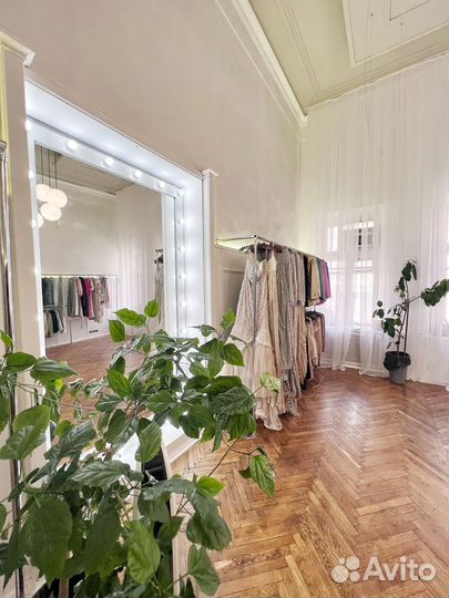 Аренда рейла в шоуруме