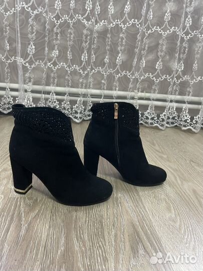 Ботинки осенние женские