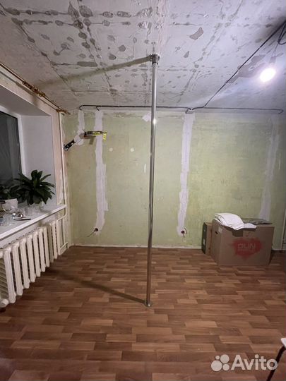 Пилон (шест)