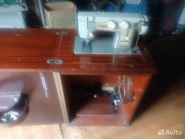 Швейная машина Чайка 3