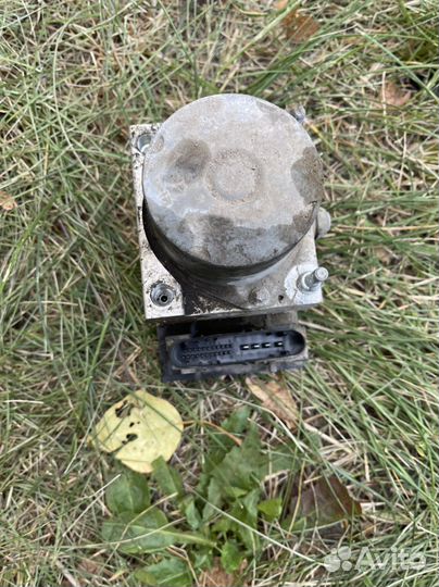 Блок абс mitsubishi colt z30