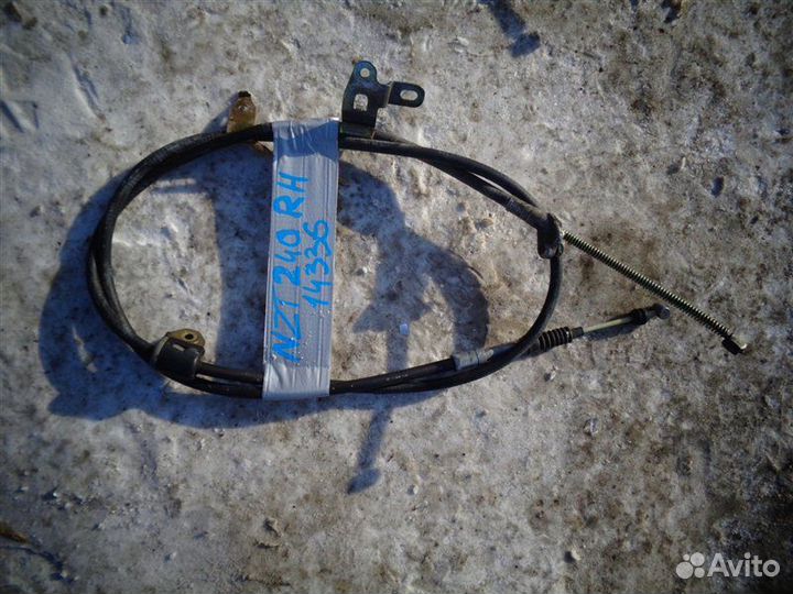 Трос ручника правый Toyota Allion NZT240 1NZ-FE