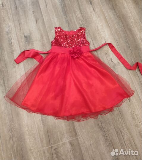 Нарядное платье для девочки