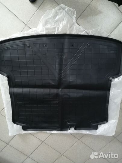 Коврик в багажник vw polo оригинал