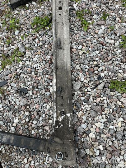 Renault megane 3 балка передняя поперечная