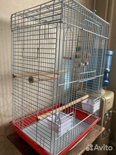 Большая клетка для птиц