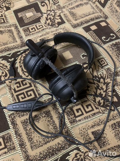 Игровые наушники с микрофоном