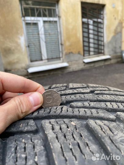 Nokian Tyres Hakkapeliitta R SUV 235/55 R19