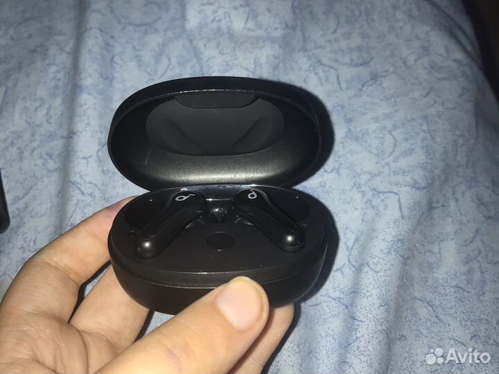 Беспроводные наушники